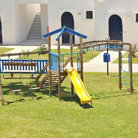 The Aeolos מלון 4*