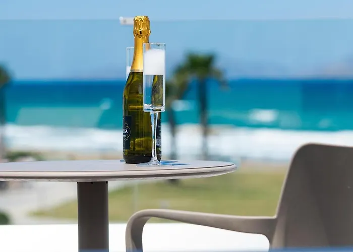 Hotel The Aeolos 4*